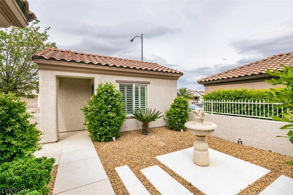 2150 Clearwater Lake, Henderson, NV 89044