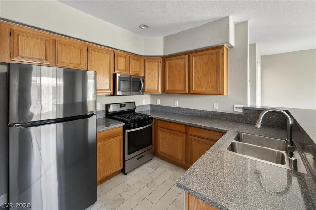 7135 Durango, Las Vegas, NV 89113