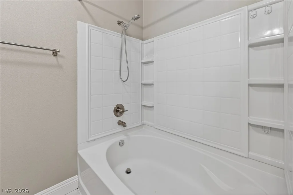 7135 Durango, Las Vegas, NV 89113