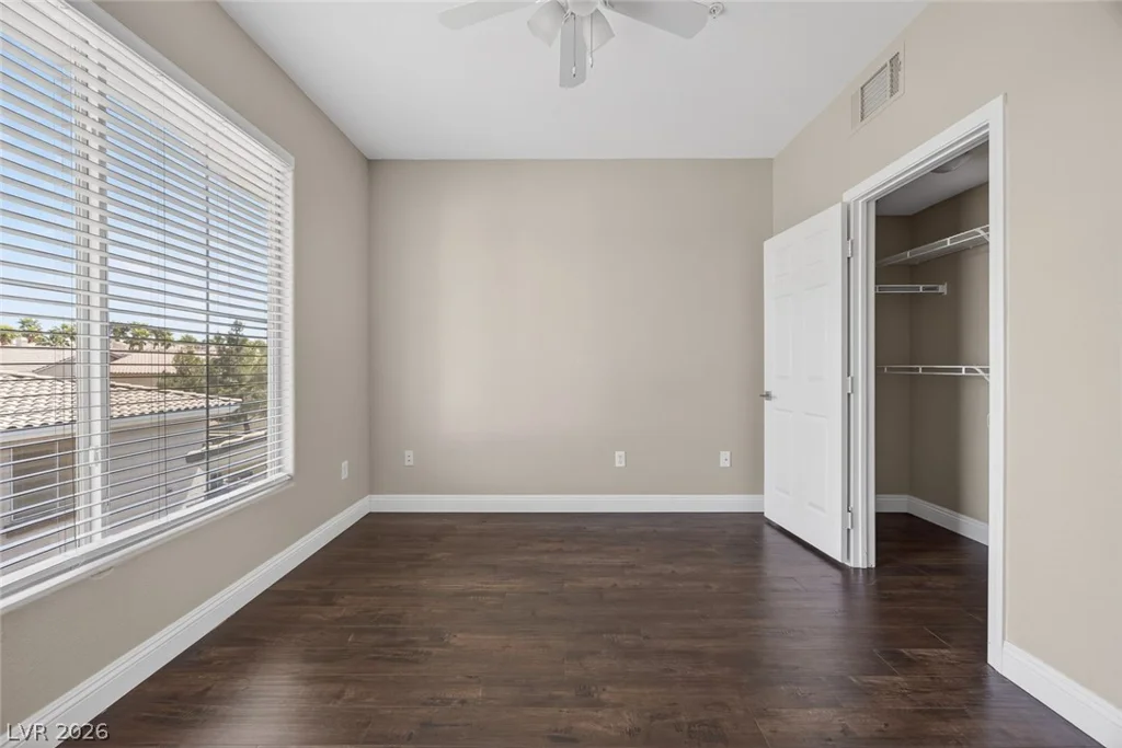 7135 Durango, Las Vegas, NV 89113