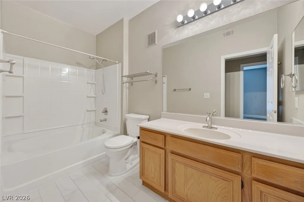 7135 Durango, Las Vegas, NV 89113
