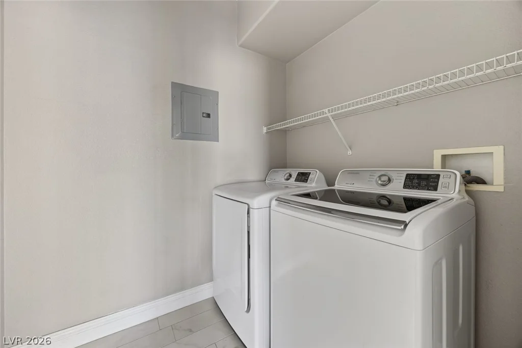 7135 Durango, Las Vegas, NV 89113