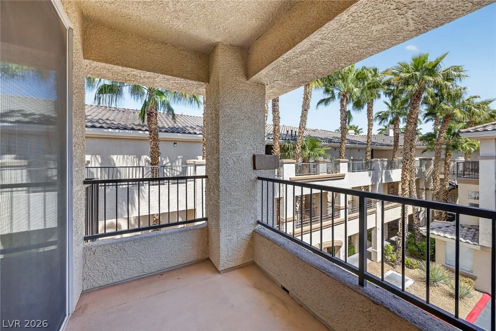 7135 Durango, Las Vegas, NV 89113