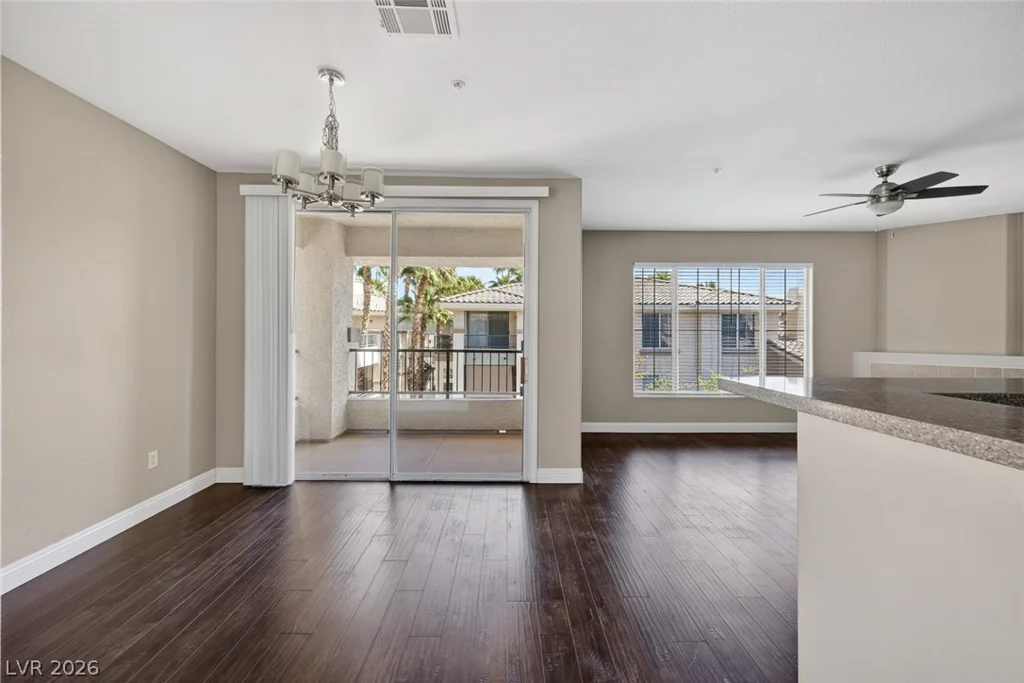 7135 Durango, Las Vegas, NV 89113