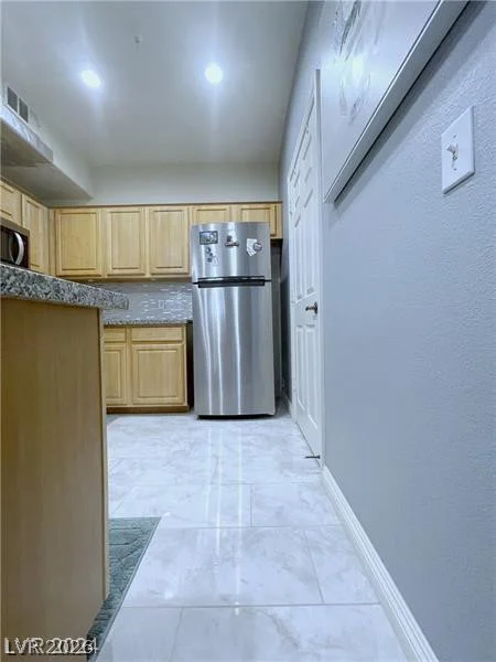 5855 Valley, North Las Vegas, NV 89031