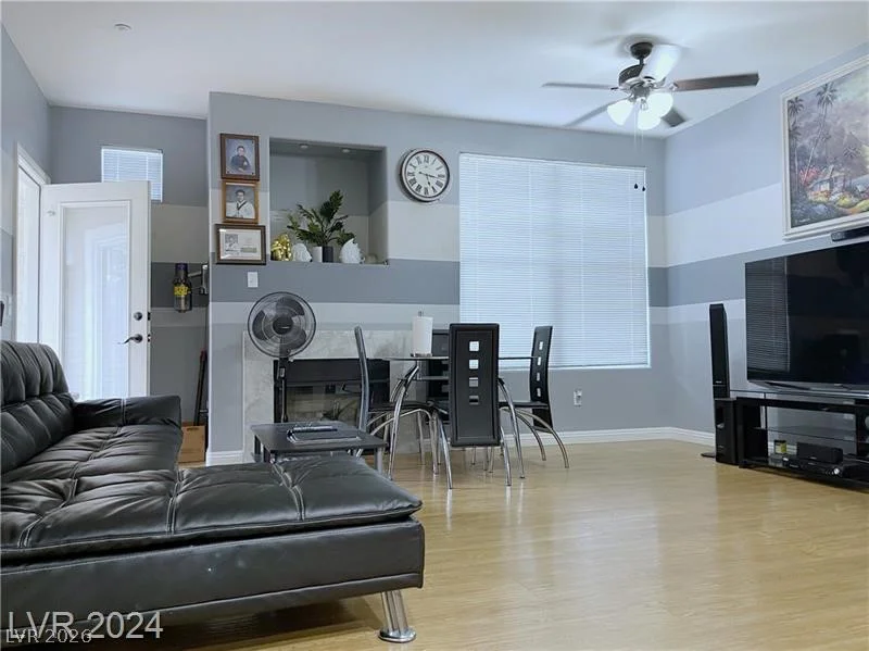 5855 Valley, North Las Vegas, NV 89031