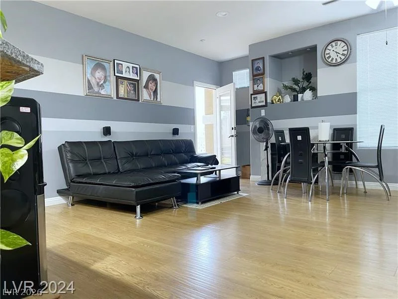 5855 Valley, North Las Vegas, NV 89031