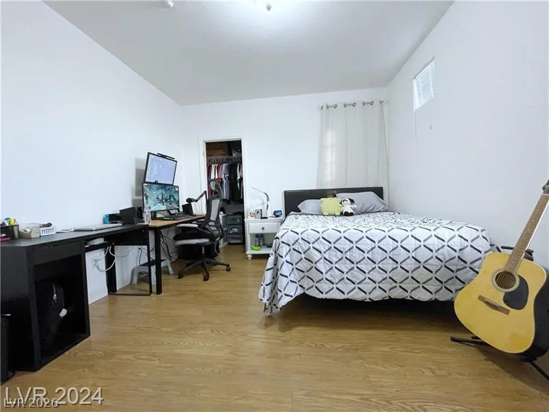 5855 Valley, North Las Vegas, NV 89031