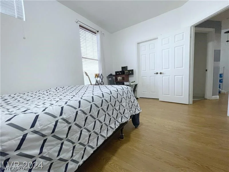 5855 Valley, North Las Vegas, NV 89031