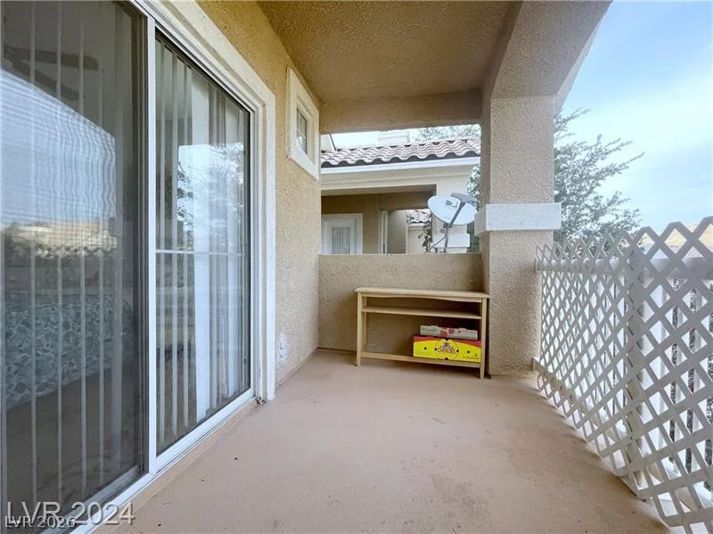 5855 Valley, North Las Vegas, NV 89031