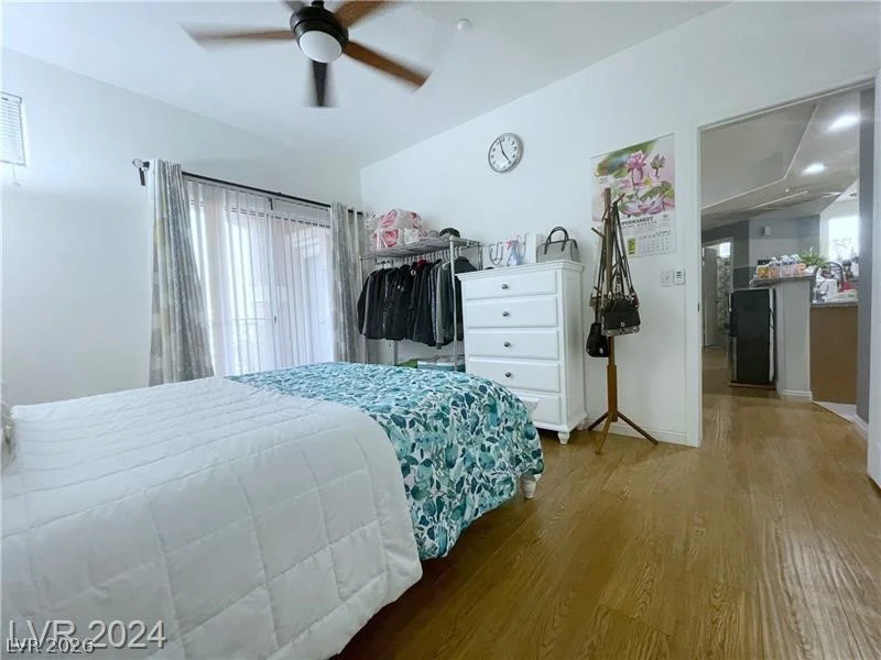 5855 Valley, North Las Vegas, NV 89031