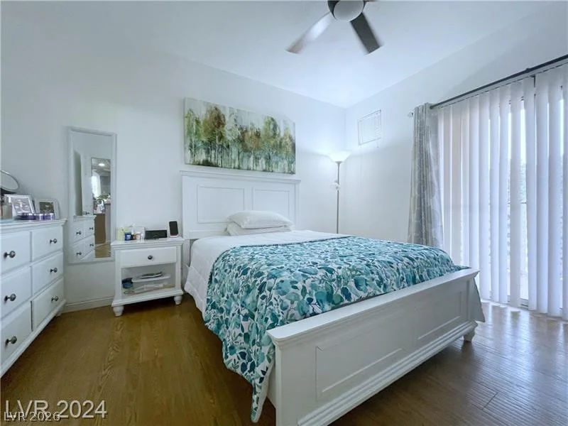 5855 Valley, North Las Vegas, NV 89031