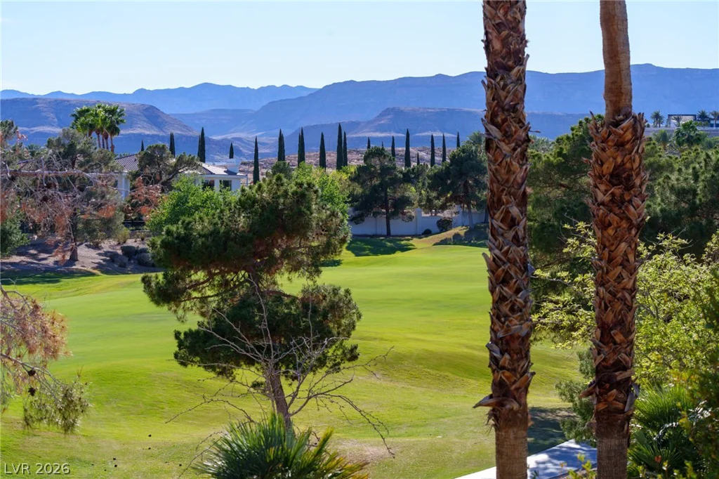 8389 Turtle Creek, Las Vegas, NV 89113