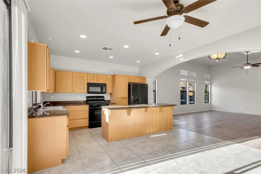 3928 Maldive Isle, Las Vegas, NV 89129