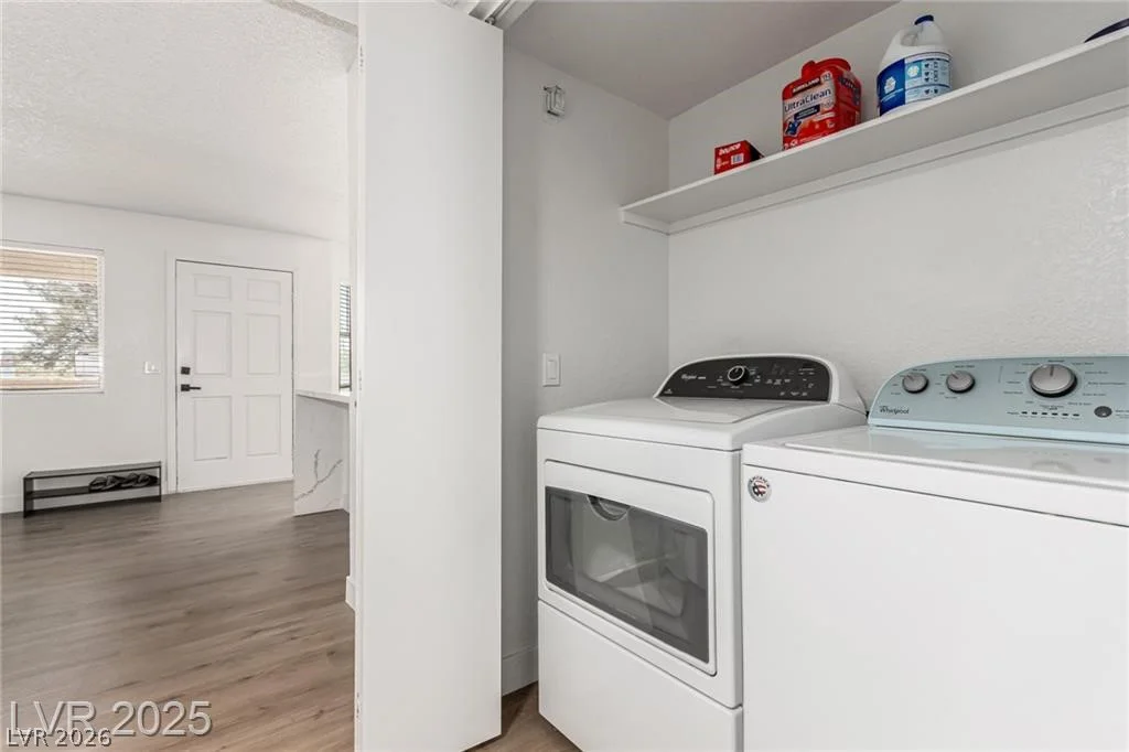 905 Sulphur Springs, Las Vegas, NV 89128