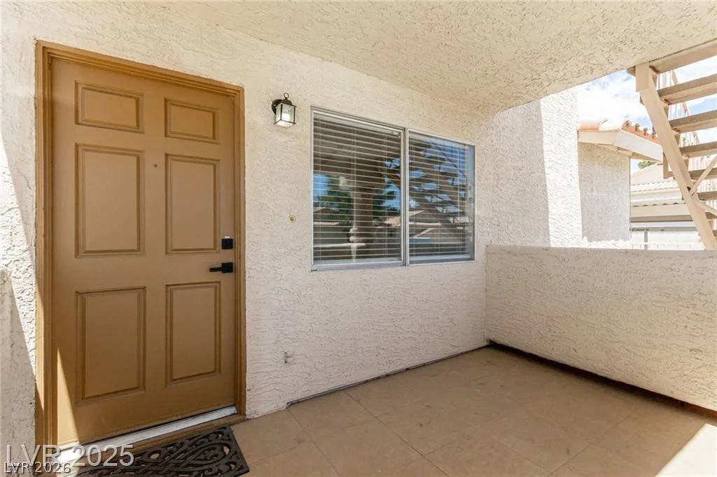 905 Sulphur Springs, Las Vegas, NV 89128