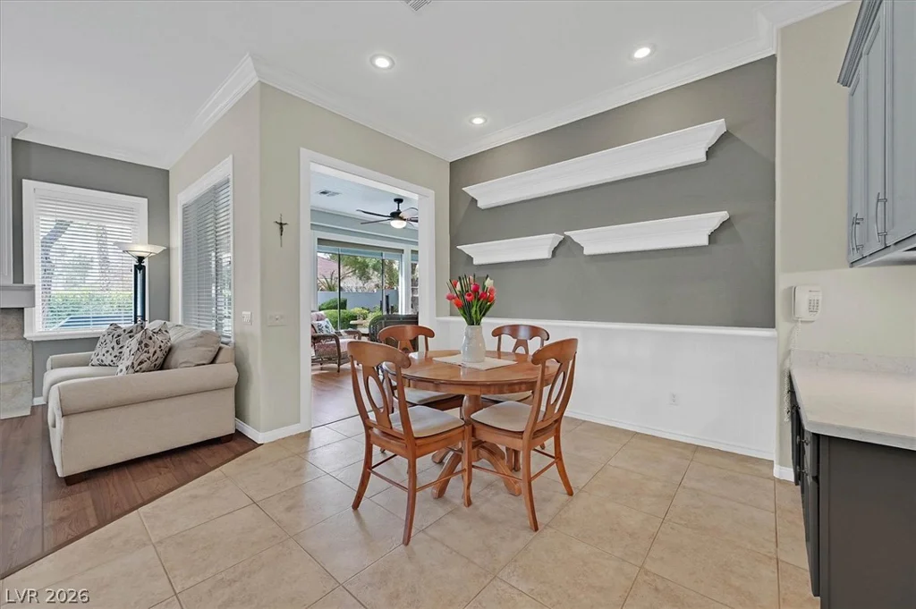 10813 Cedar Forest, Las Vegas, NV 89144