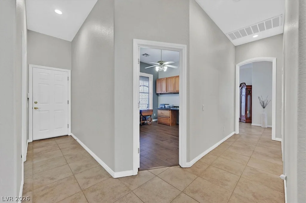 10813 Cedar Forest, Las Vegas, NV 89144