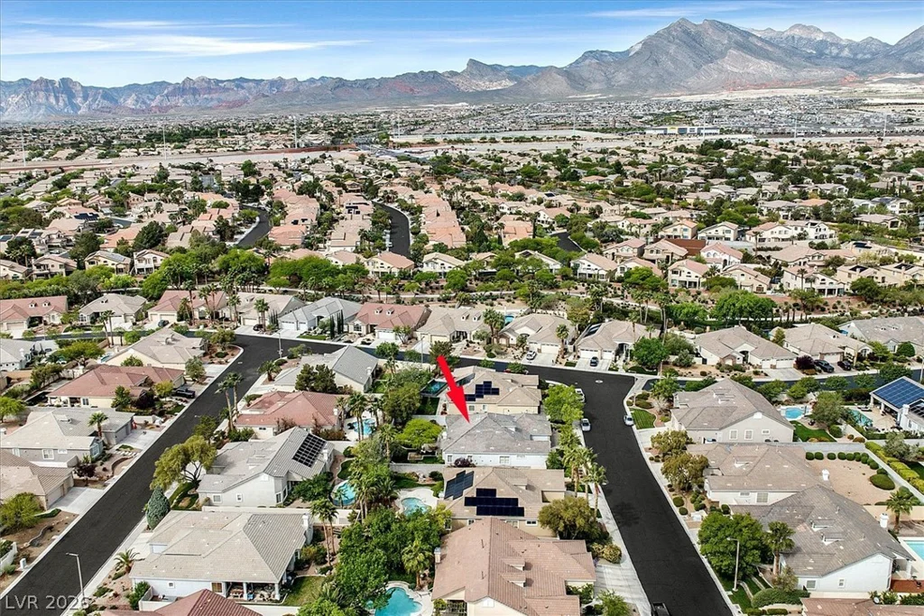 10813 Cedar Forest, Las Vegas, NV 89144