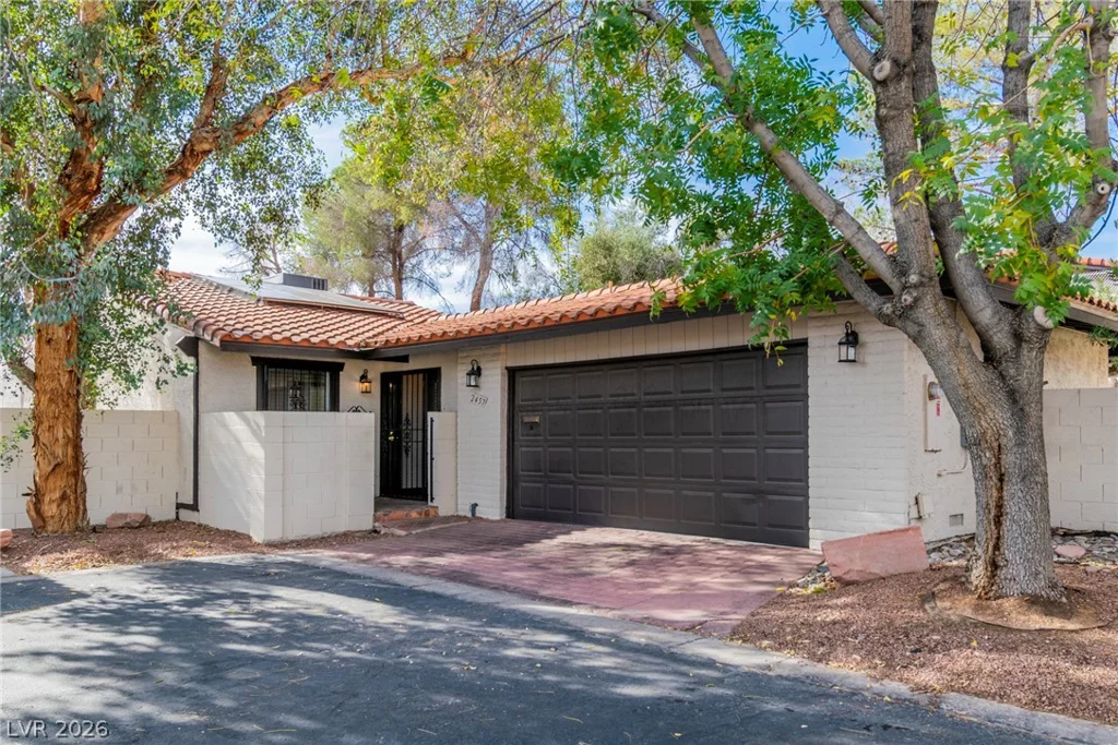 2457 Swan, Las Vegas, NV 89121