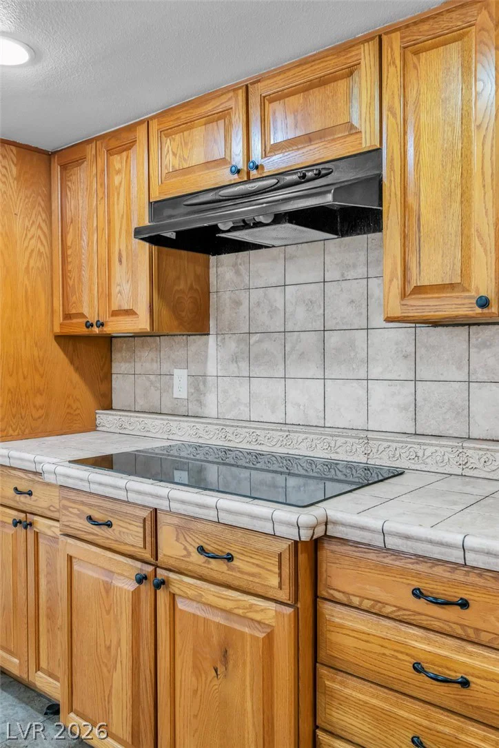 2457 Swan, Las Vegas, NV 89121