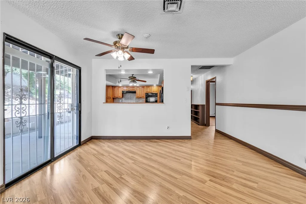2457 Swan, Las Vegas, NV 89121