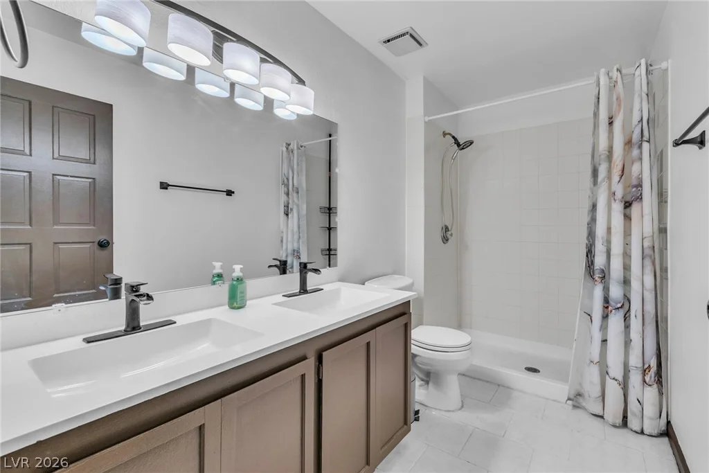 2457 Swan, Las Vegas, NV 89121