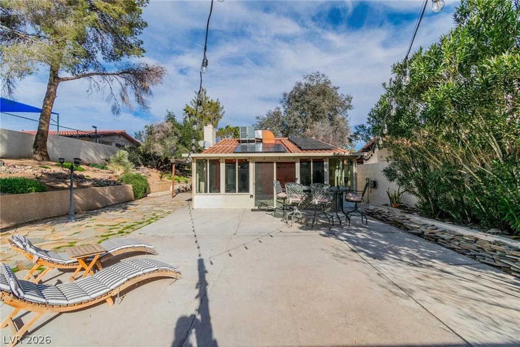 2457 Swan, Las Vegas, NV 89121