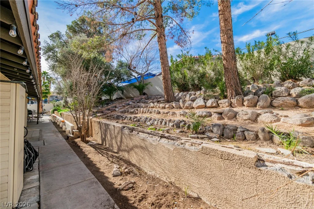 2457 Swan, Las Vegas, NV 89121