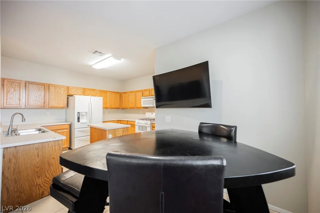 6682 Higger Tor, Las Vegas, NV 89139
