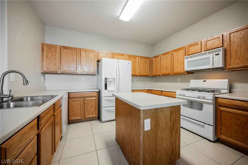 6682 Higger Tor, Las Vegas, NV 89139