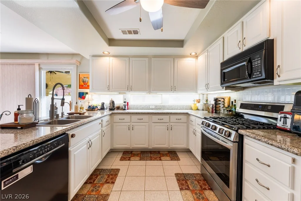 6504 Deer Hollow, Las Vegas, NV 89149