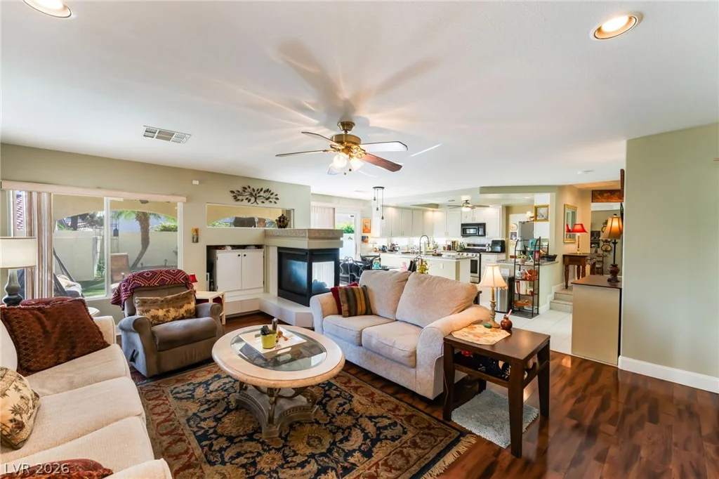 6504 Deer Hollow, Las Vegas, NV 89149