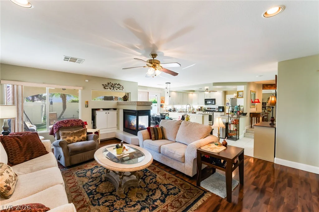 6504 Deer Hollow, Las Vegas, NV 89149