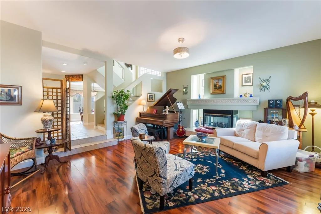 6504 Deer Hollow, Las Vegas, NV 89149