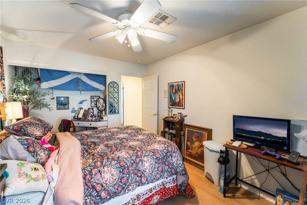6504 Deer Hollow, Las Vegas, NV 89149