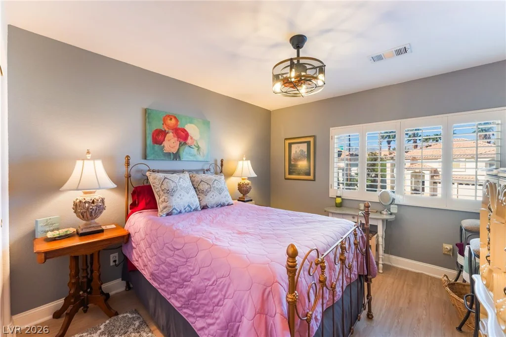 6504 Deer Hollow, Las Vegas, NV 89149