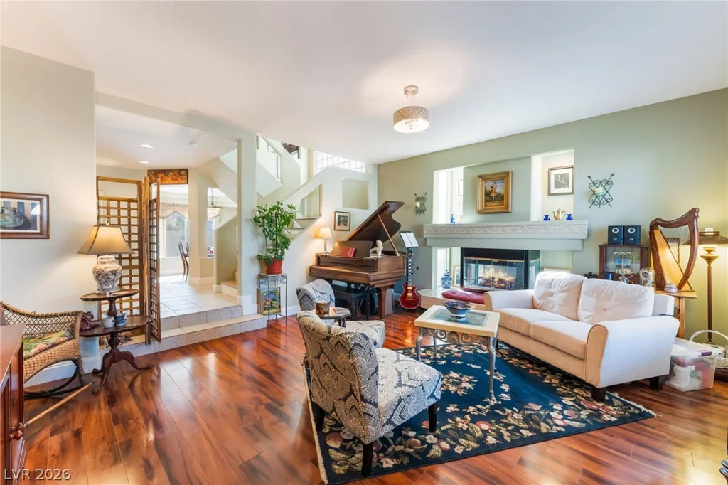 6504 Deer Hollow, Las Vegas, NV 89149