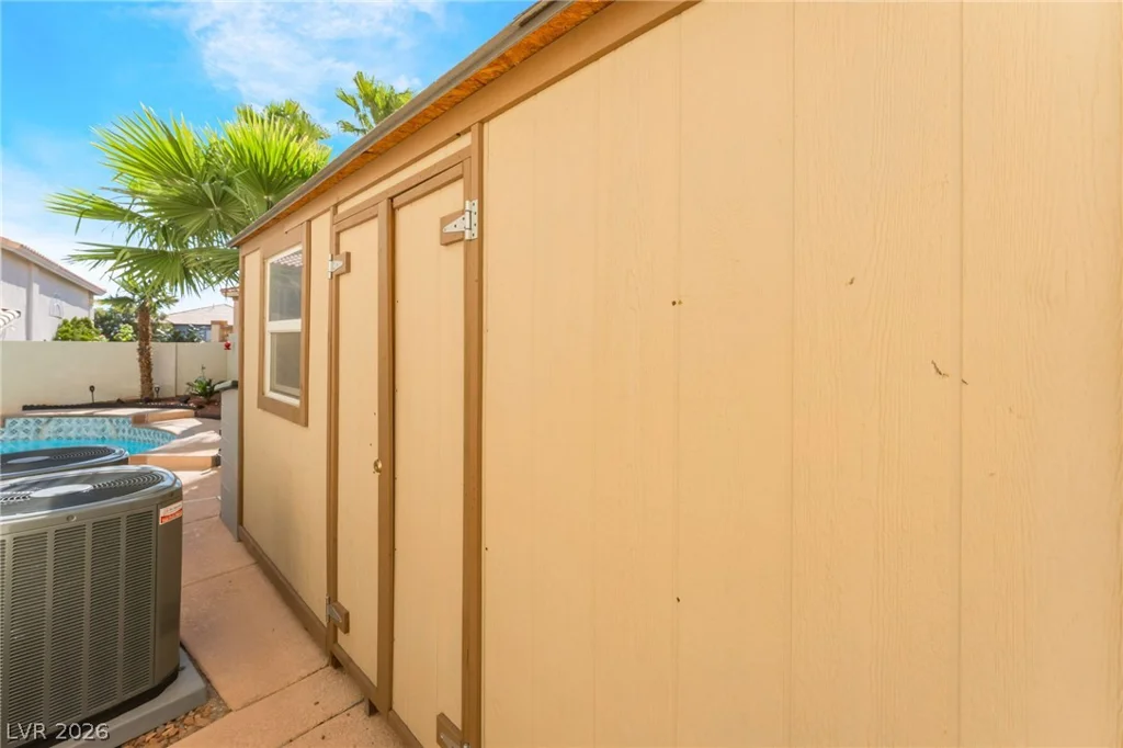 6504 Deer Hollow, Las Vegas, NV 89149