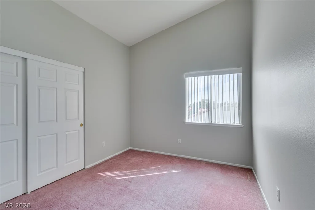 8420 Gillette, Las Vegas, NV 89117