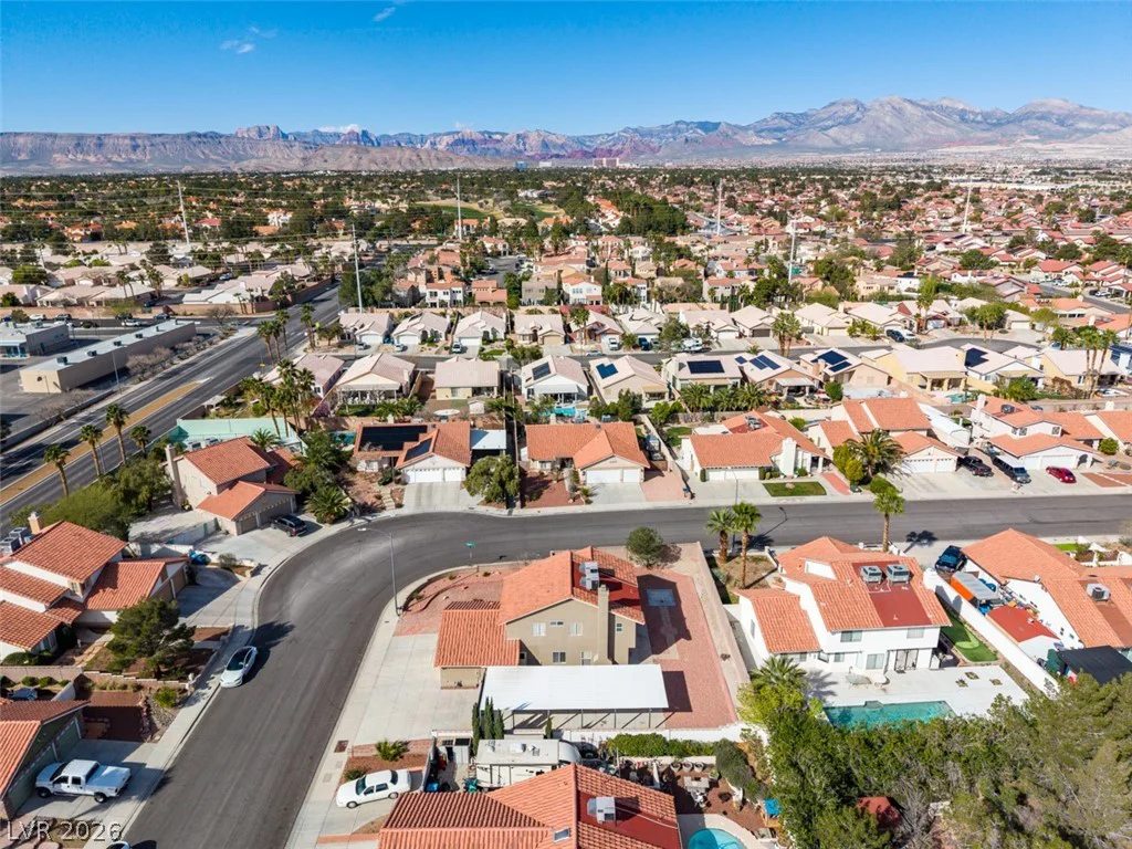 8420 Gillette, Las Vegas, NV 89117