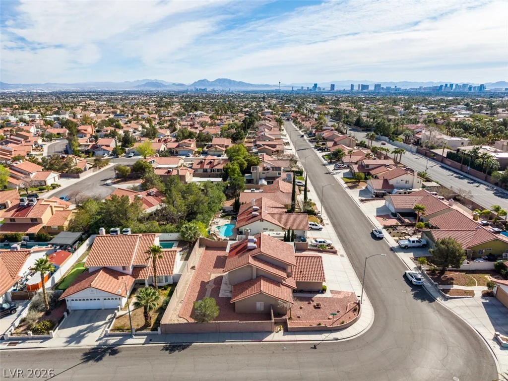 8420 Gillette, Las Vegas, NV 89117