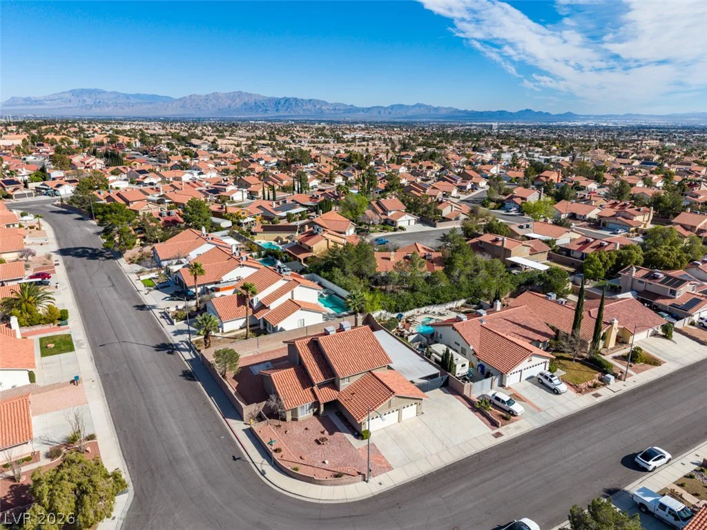 8420 Gillette, Las Vegas, NV 89117