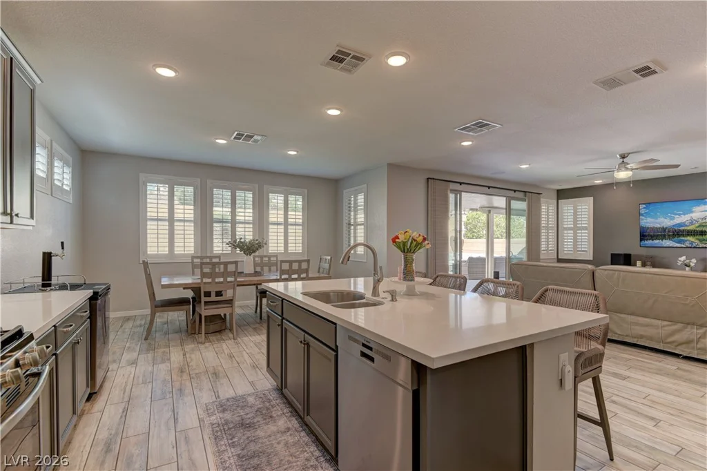 8345 Belay, Las Vegas, NV 89166