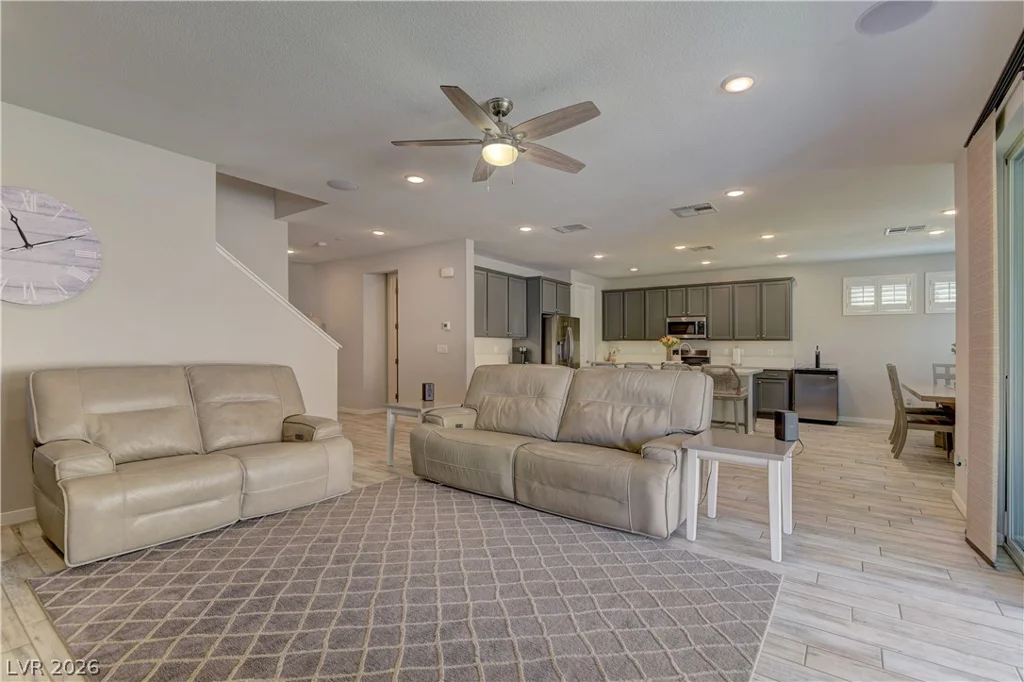 8345 Belay, Las Vegas, NV 89166