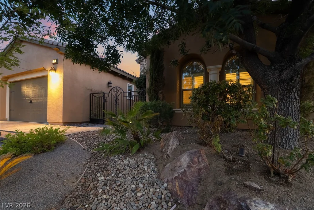 27 Contrada Fiore, Henderson, NV 89011
