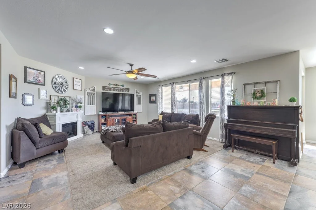 1593 Valley Home, Logandale, NV 89021