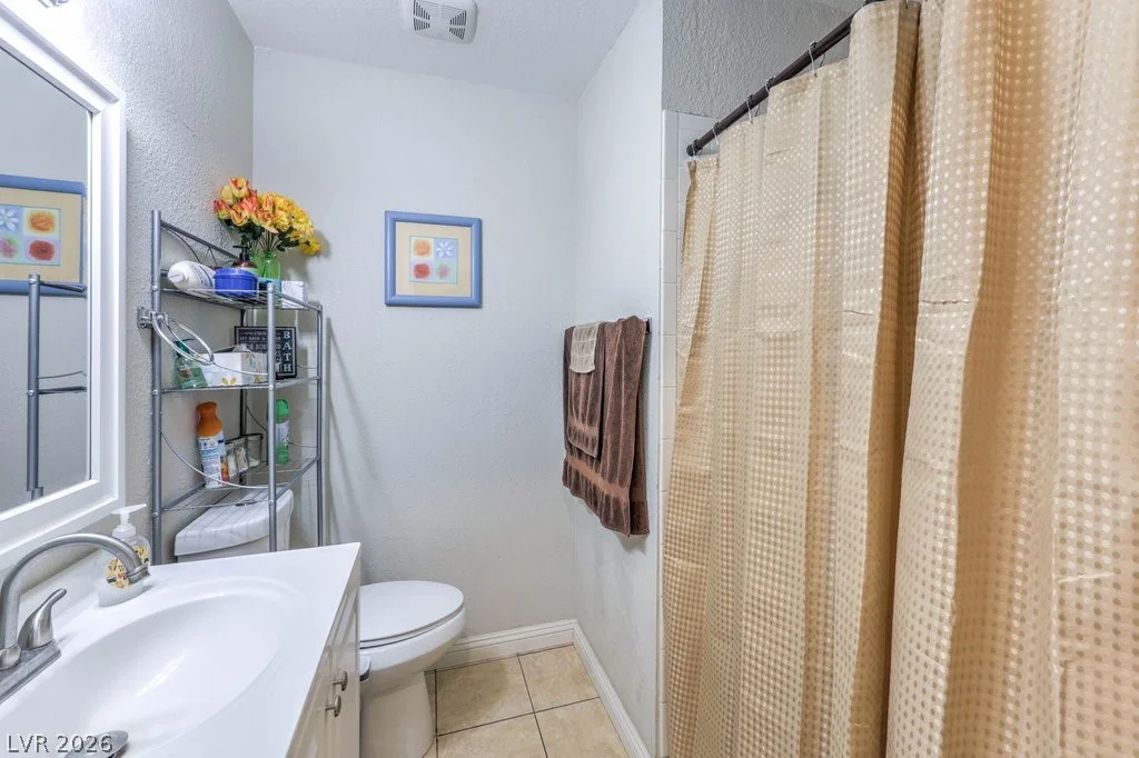 1063 Placerville, Las Vegas, NV 89119