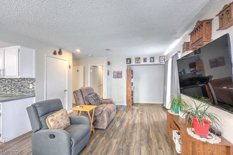 1063 Placerville, Las Vegas, NV 89119
