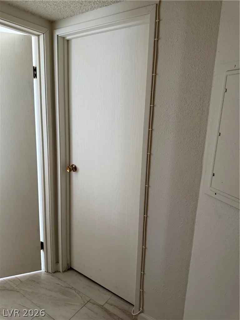 2080 Karen, Las Vegas, NV 89169
